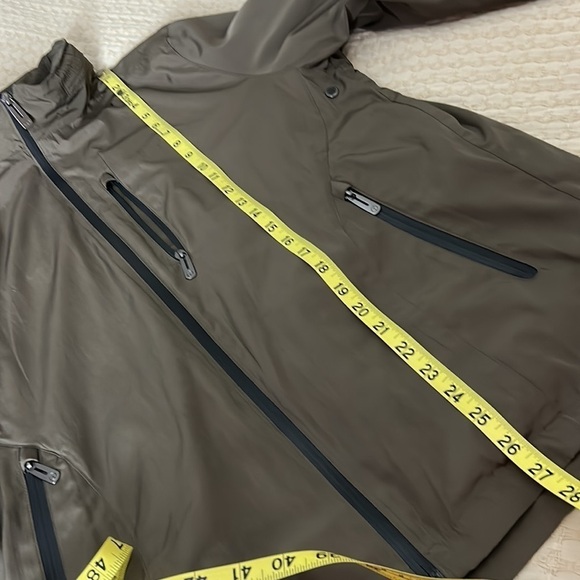 Tumi T Tech Olive Green Utility Lightweight Jacket Size M - Picture 11 of 13
